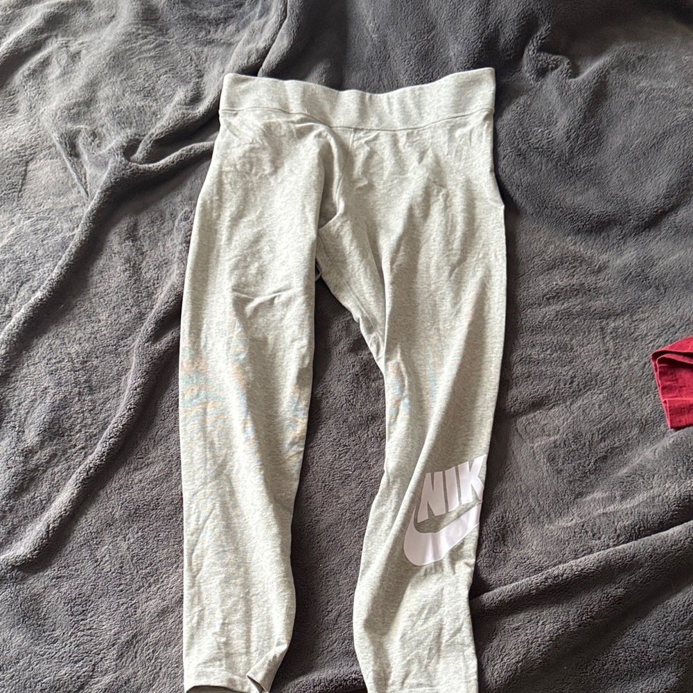 Nike women Gray Leggings